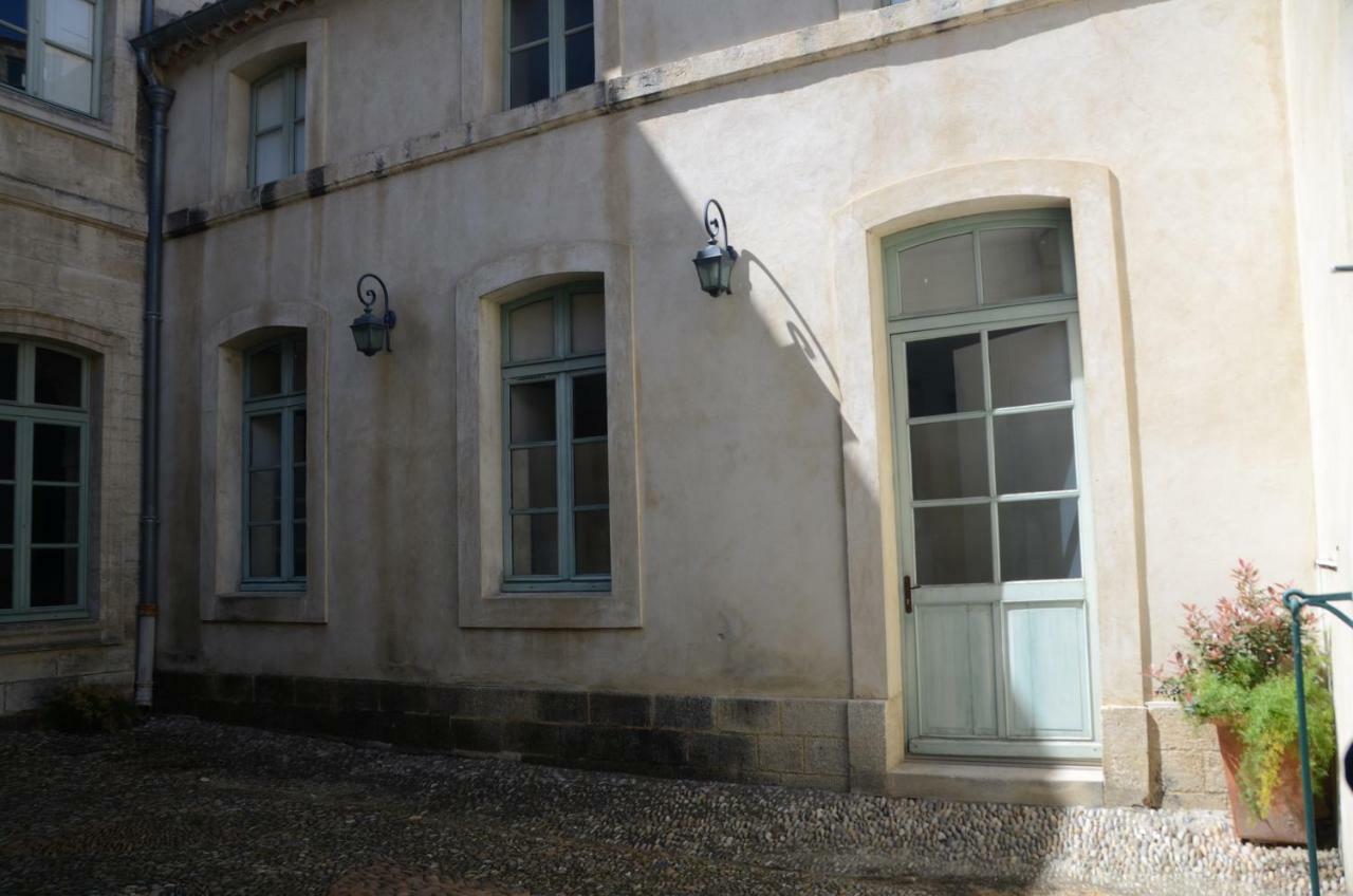 Calme Et Charme Apartment